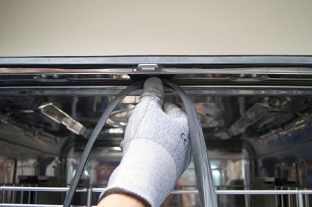 Сломалась дверь посудомоечной машины Bosch